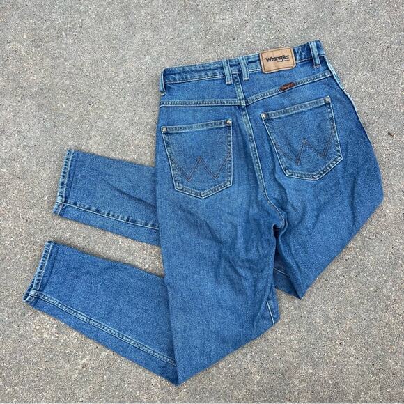 Wrangler Urban Outfitters Tyler High Rise Mom Jeans - Picture 1 of 8